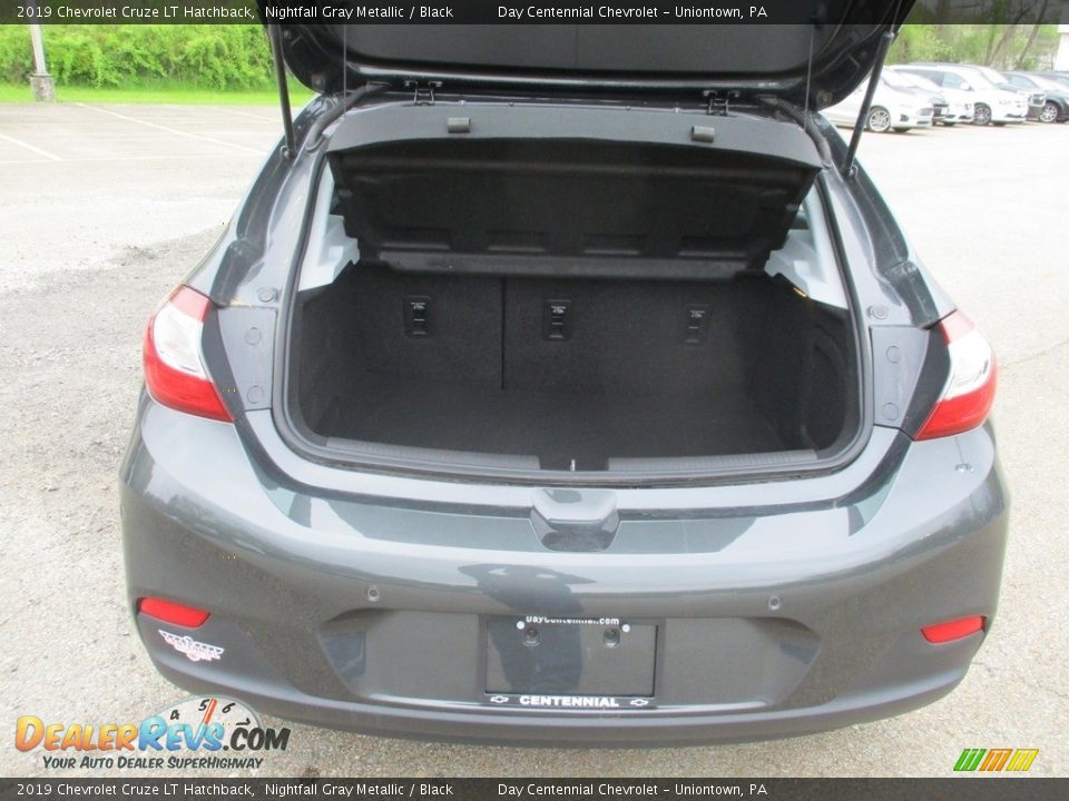 2019 Chevrolet Cruze LT Hatchback Nightfall Gray Metallic / Black Photo #12