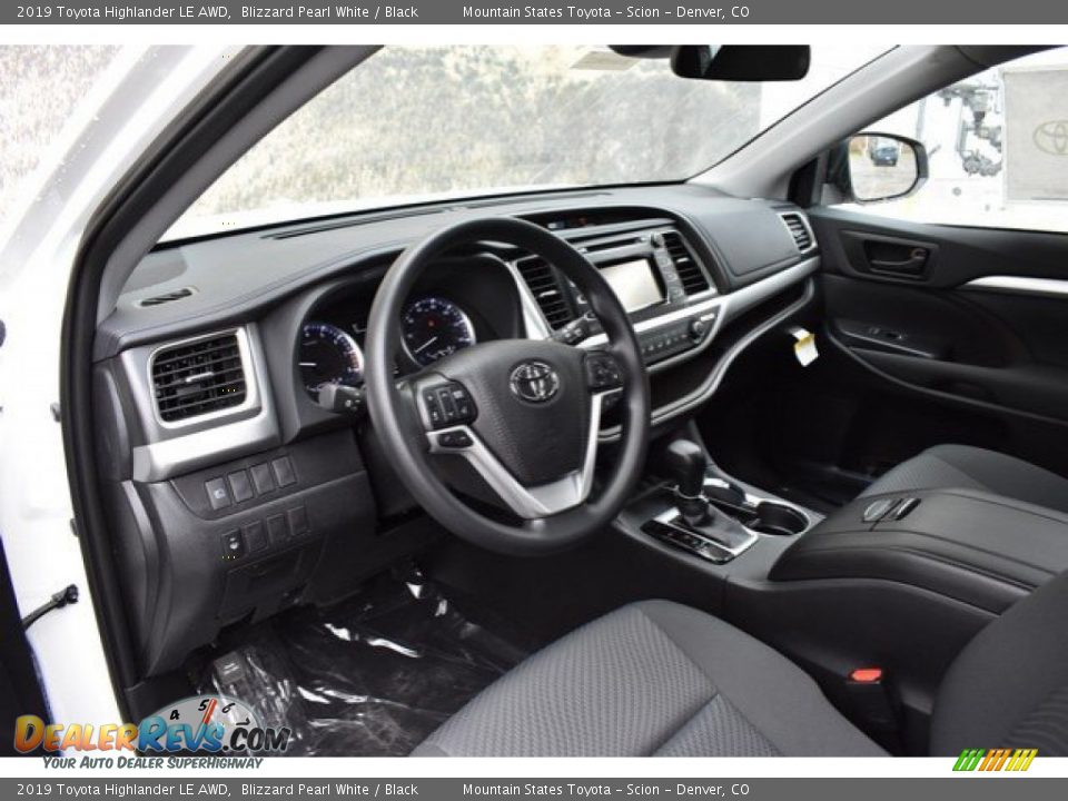 2019 Toyota Highlander LE AWD Blizzard Pearl White / Black Photo #5