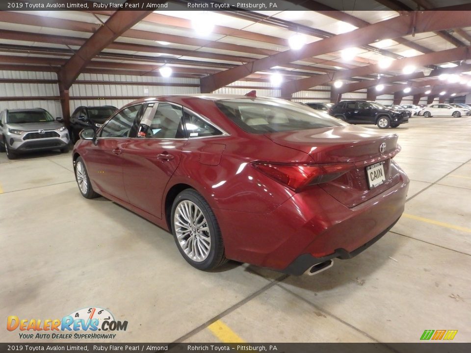 2019 Toyota Avalon Limited Ruby Flare Pearl / Almond Photo #3