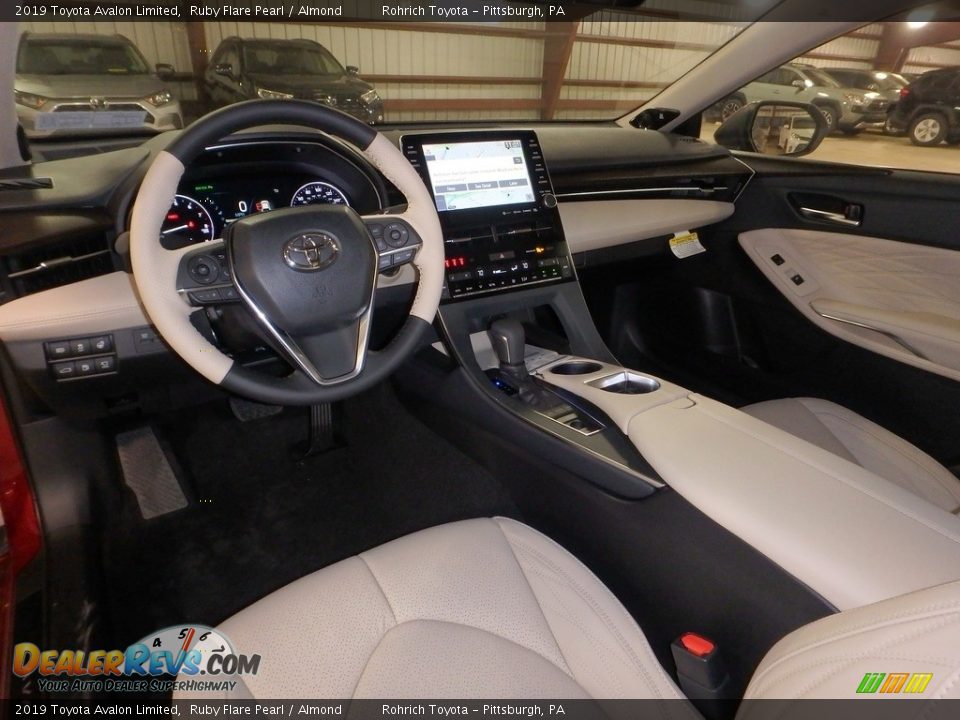 2019 Toyota Avalon Limited Ruby Flare Pearl / Almond Photo #8