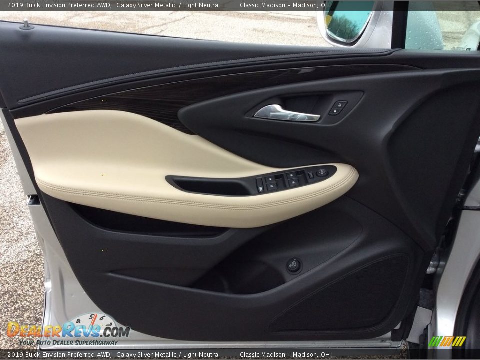 2019 Buick Envision Preferred AWD Galaxy Silver Metallic / Light Neutral Photo #8