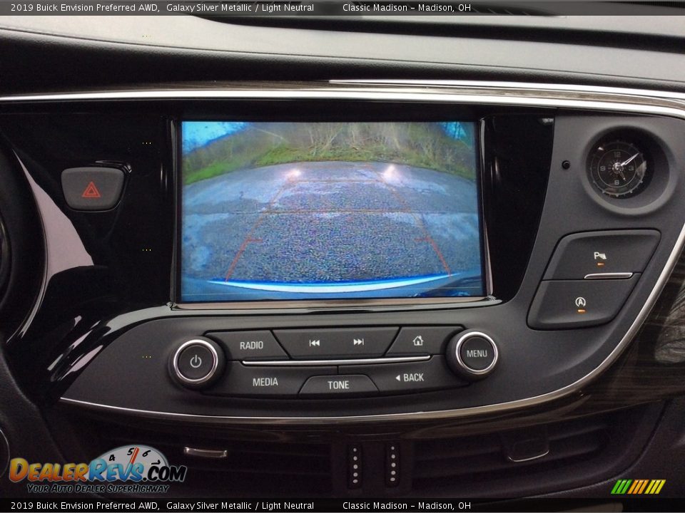 2019 Buick Envision Preferred AWD Galaxy Silver Metallic / Light Neutral Photo #19