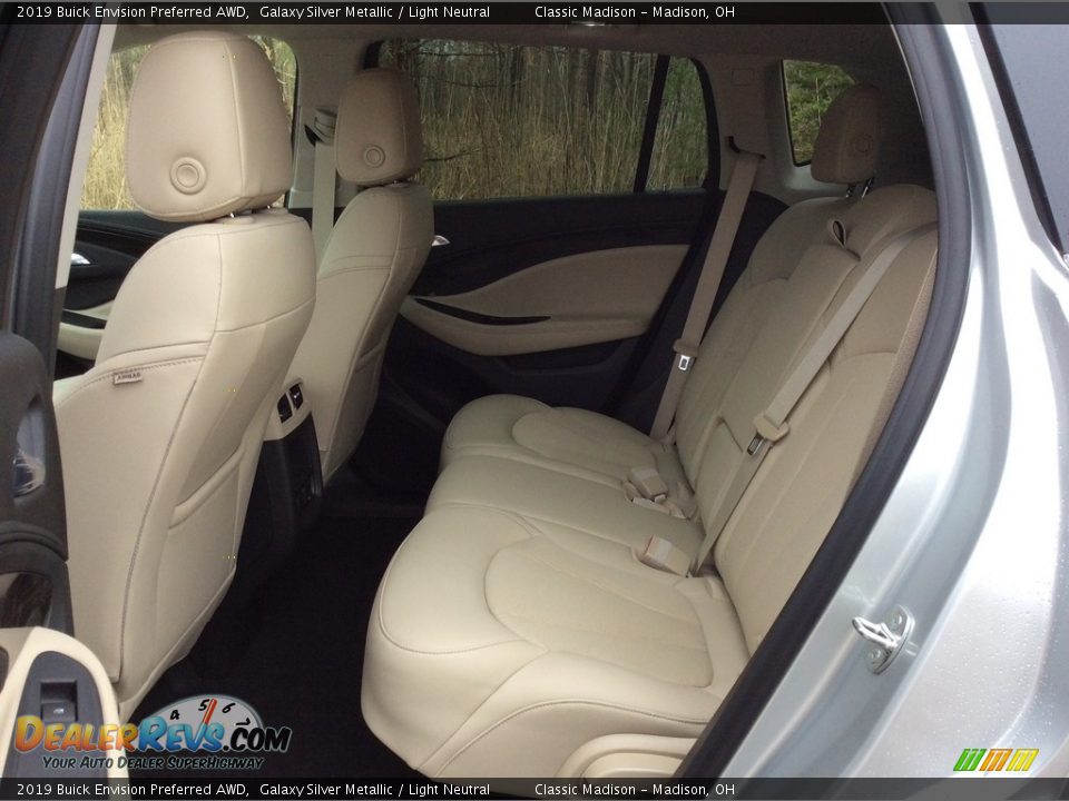 2019 Buick Envision Preferred AWD Galaxy Silver Metallic / Light Neutral Photo #20