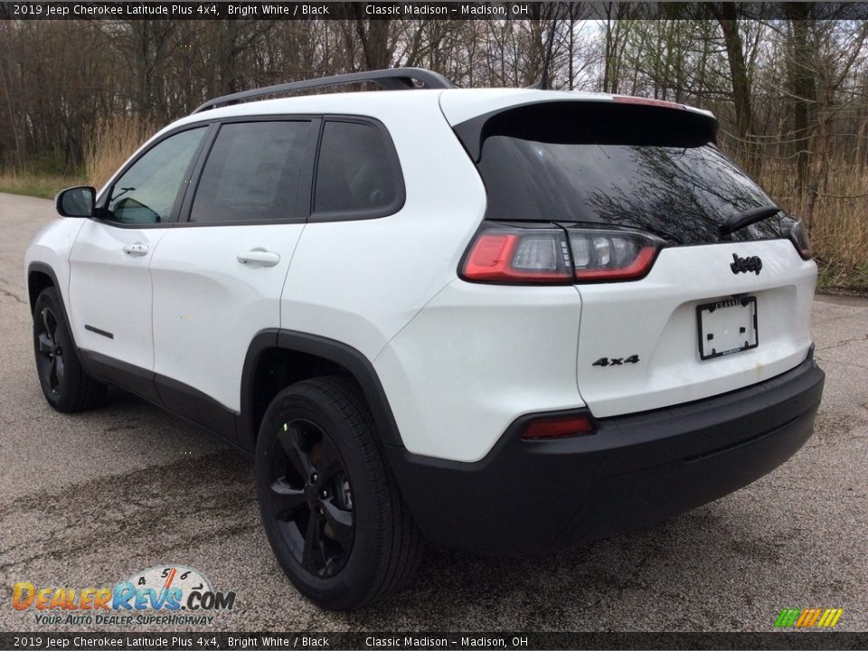 2019 Jeep Cherokee Latitude Plus 4x4 Bright White / Black Photo #4