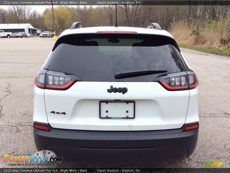 2019 Jeep Cherokee Latitude Plus 4x4 Bright White / Black Photo #5