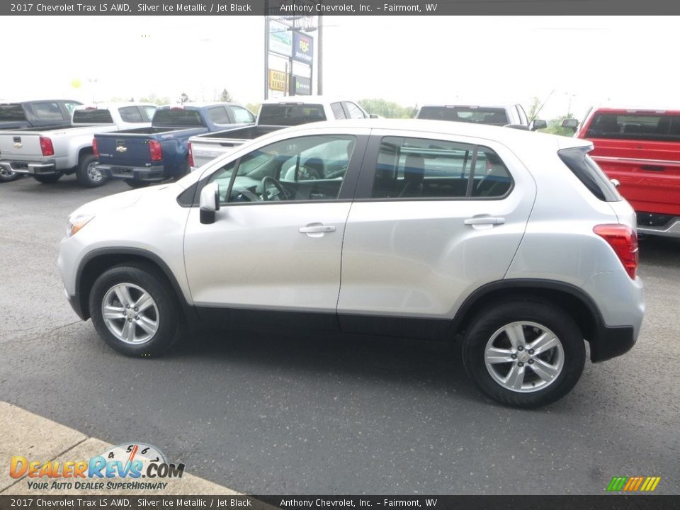 2017 Chevrolet Trax LS AWD Silver Ice Metallic / Jet Black Photo #7