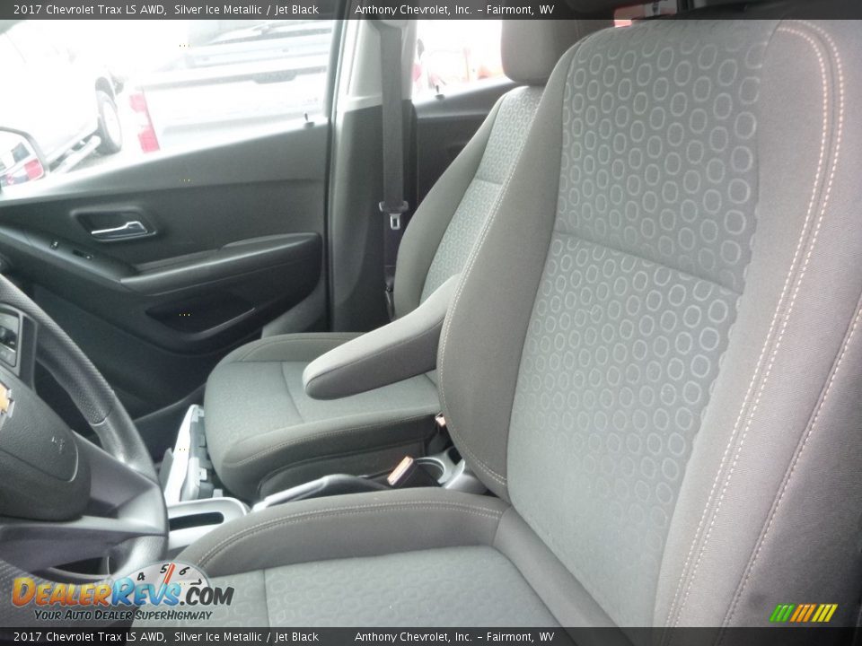 2017 Chevrolet Trax LS AWD Silver Ice Metallic / Jet Black Photo #14
