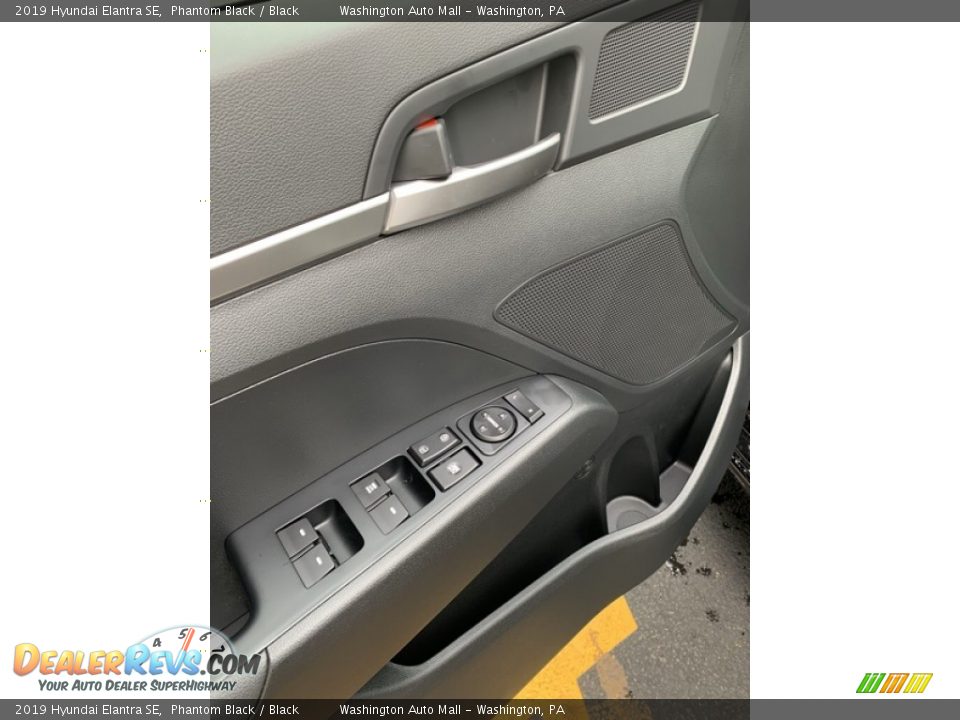 2019 Hyundai Elantra SE Phantom Black / Black Photo #10