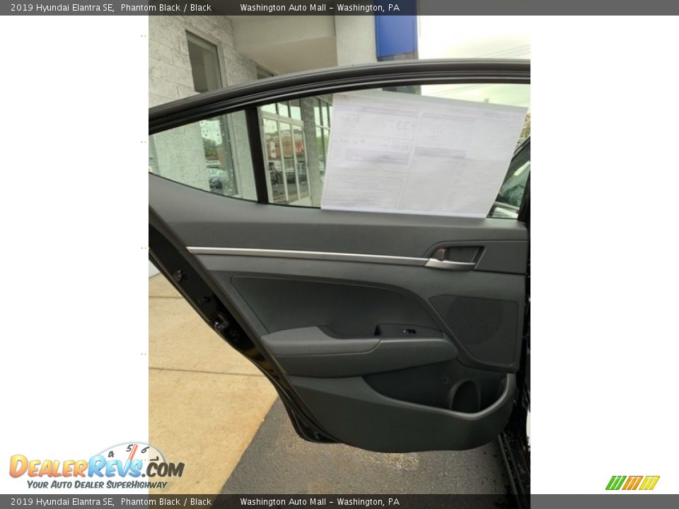 2019 Hyundai Elantra SE Phantom Black / Black Photo #17