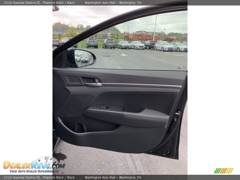 2019 Hyundai Elantra SE Phantom Black / Black Photo #26