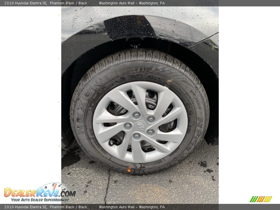 2019 Hyundai Elantra SE Phantom Black / Black Photo #29
