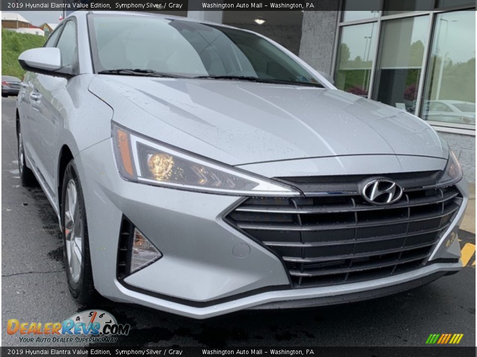 2019 Hyundai Elantra Value Edition Symphony Silver / Gray Photo #1