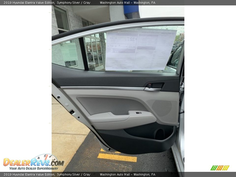 2019 Hyundai Elantra Value Edition Symphony Silver / Gray Photo #17