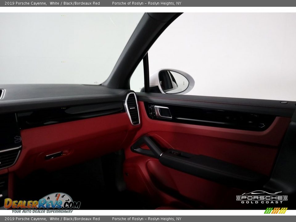 2019 Porsche Cayenne White / Black/Bordeaux Red Photo #18