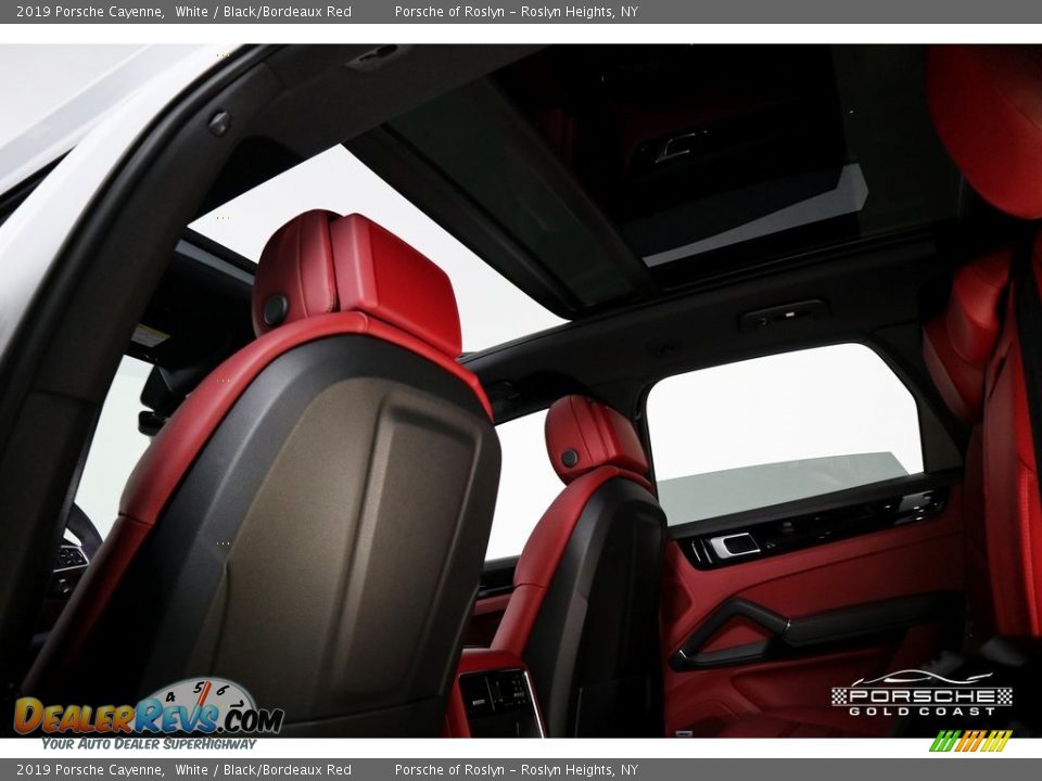 2019 Porsche Cayenne White / Black/Bordeaux Red Photo #25