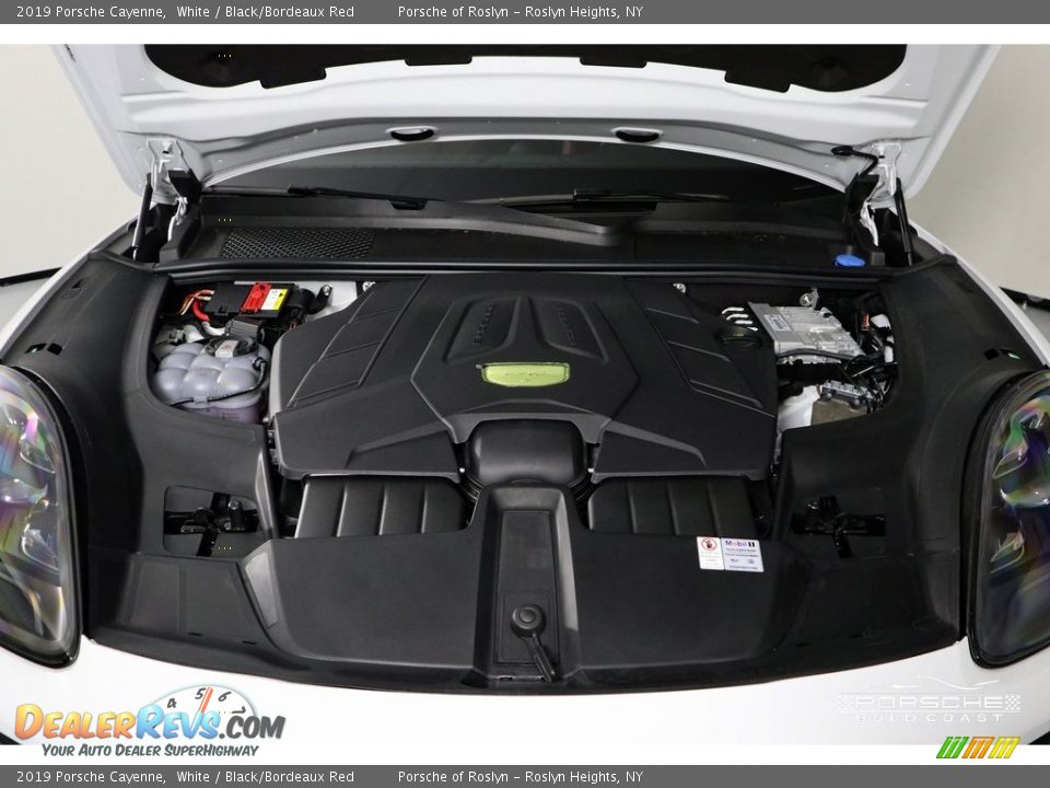 2019 Porsche Cayenne White / Black/Bordeaux Red Photo #27