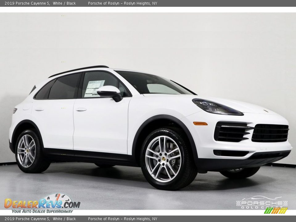 2019 Porsche Cayenne S White / Black Photo #1