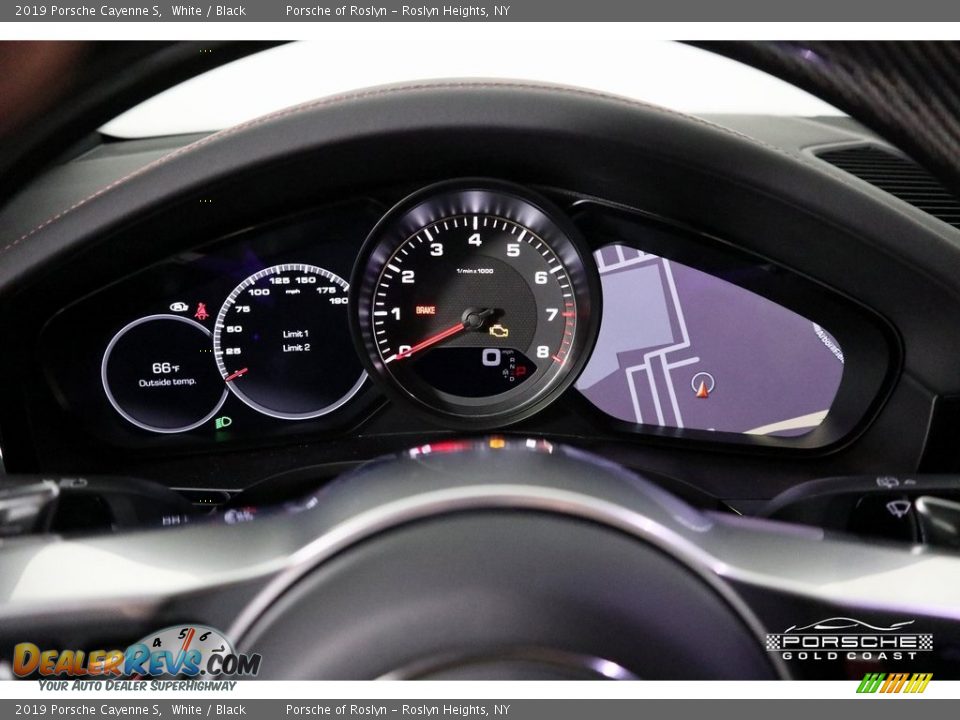 2019 Porsche Cayenne S White / Black Photo #19