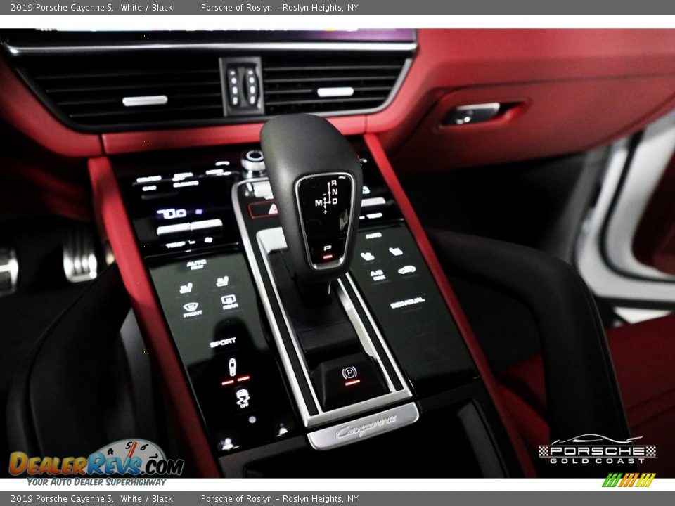2019 Porsche Cayenne S White / Black Photo #22
