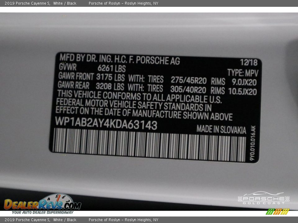 2019 Porsche Cayenne S White / Black Photo #31