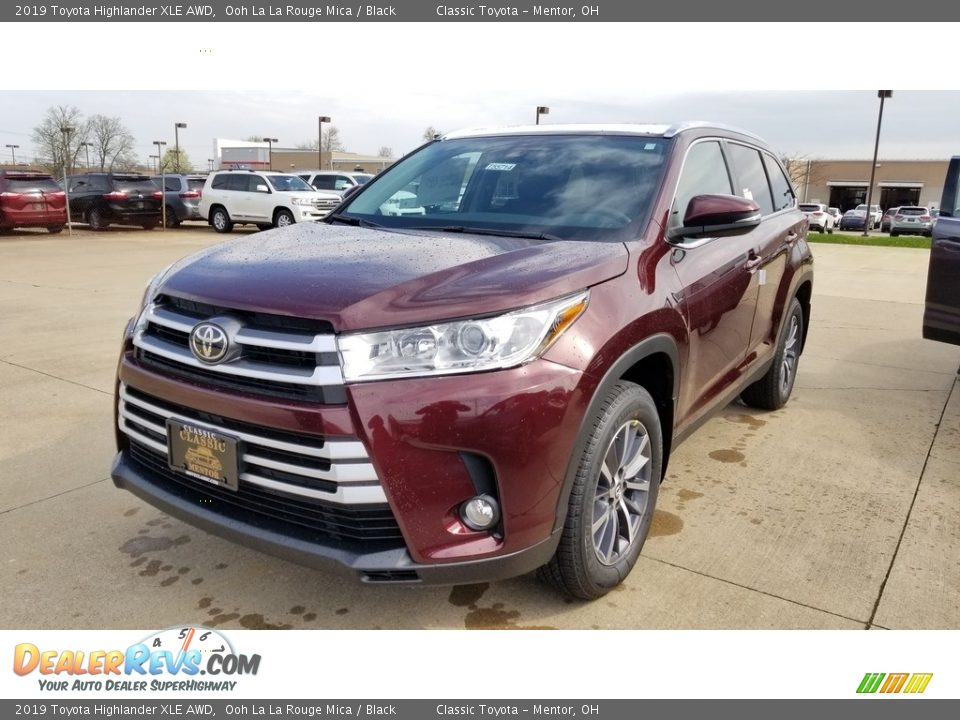 2019 Toyota Highlander XLE AWD Ooh La La Rouge Mica / Black Photo #1