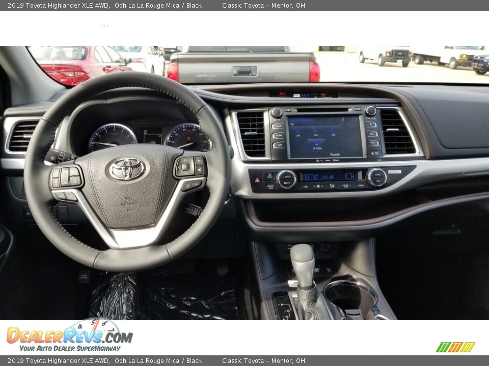 2019 Toyota Highlander XLE AWD Ooh La La Rouge Mica / Black Photo #4