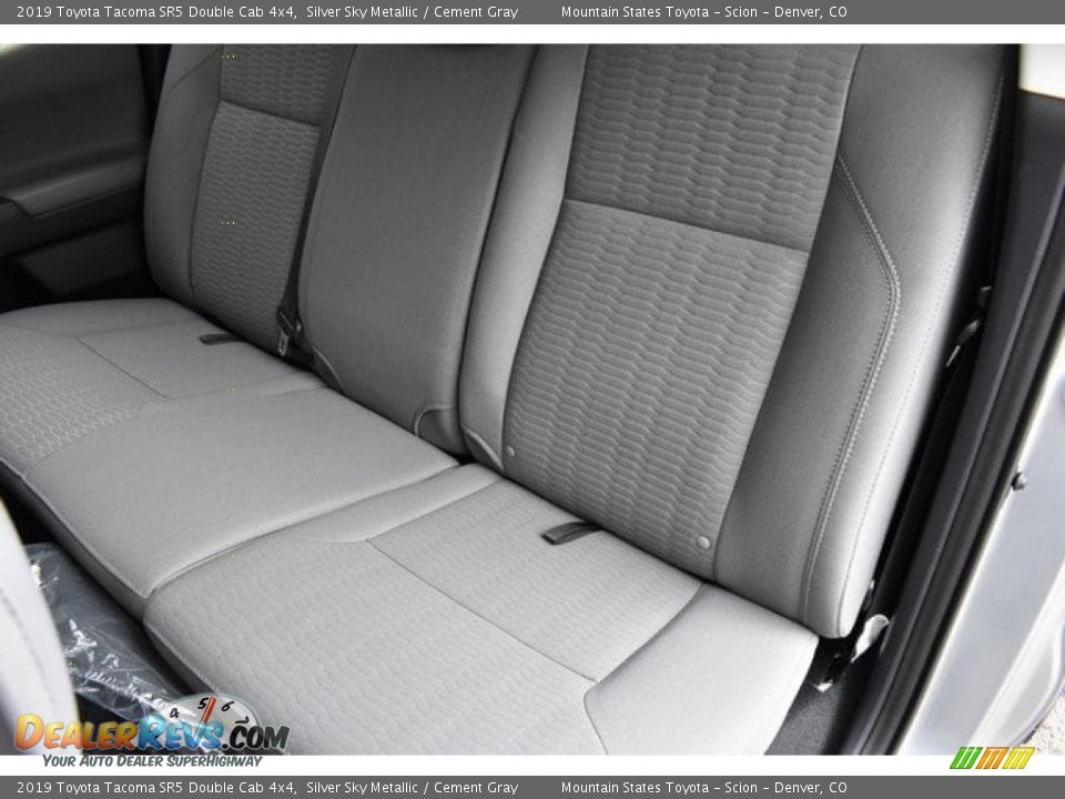 2019 Toyota Tacoma SR5 Double Cab 4x4 Silver Sky Metallic / Cement Gray Photo #9