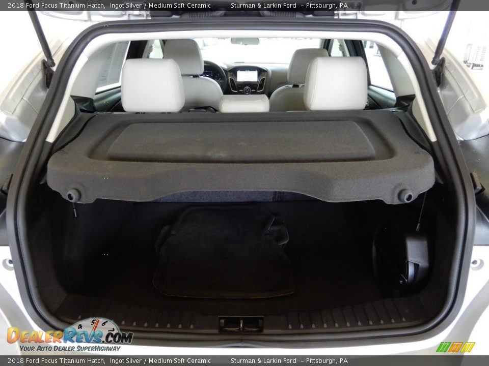 2018 Ford Focus Titanium Hatch Ingot Silver / Medium Soft Ceramic Photo #8