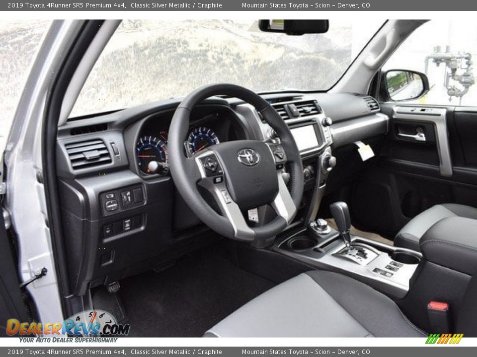 2019 Toyota 4Runner SR5 Premium 4x4 Classic Silver Metallic / Graphite Photo #5