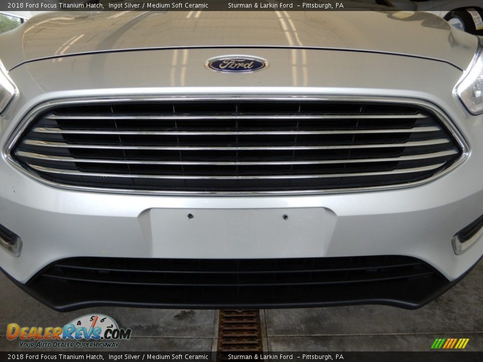 2018 Ford Focus Titanium Hatch Ingot Silver / Medium Soft Ceramic Photo #12