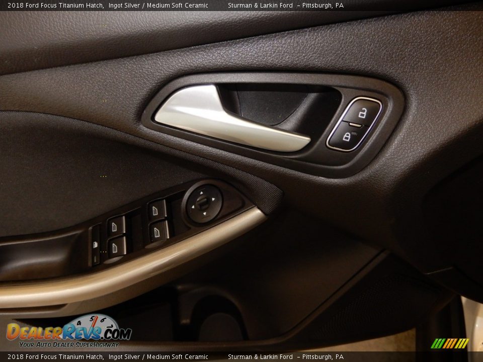 2018 Ford Focus Titanium Hatch Ingot Silver / Medium Soft Ceramic Photo #18