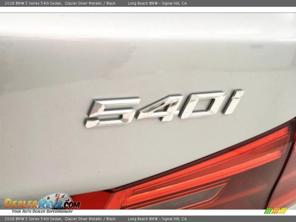 2018 BMW 5 Series 540i Sedan Glacier Silver Metallic / Black Photo #7
