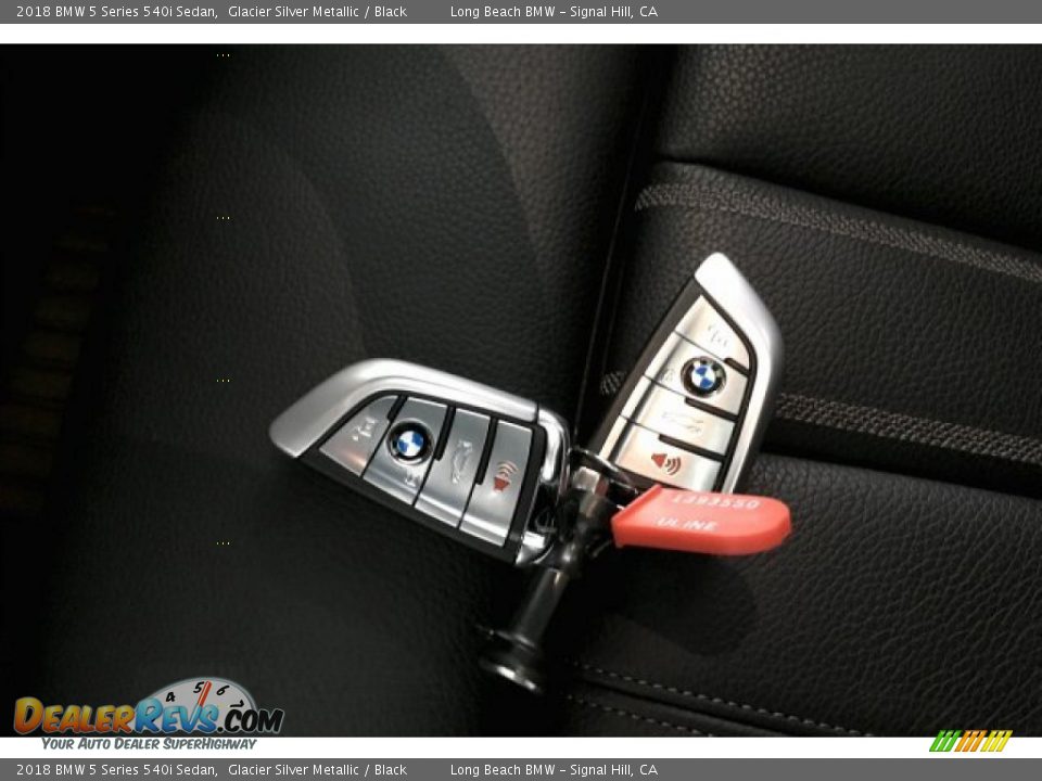 2018 BMW 5 Series 540i Sedan Glacier Silver Metallic / Black Photo #11