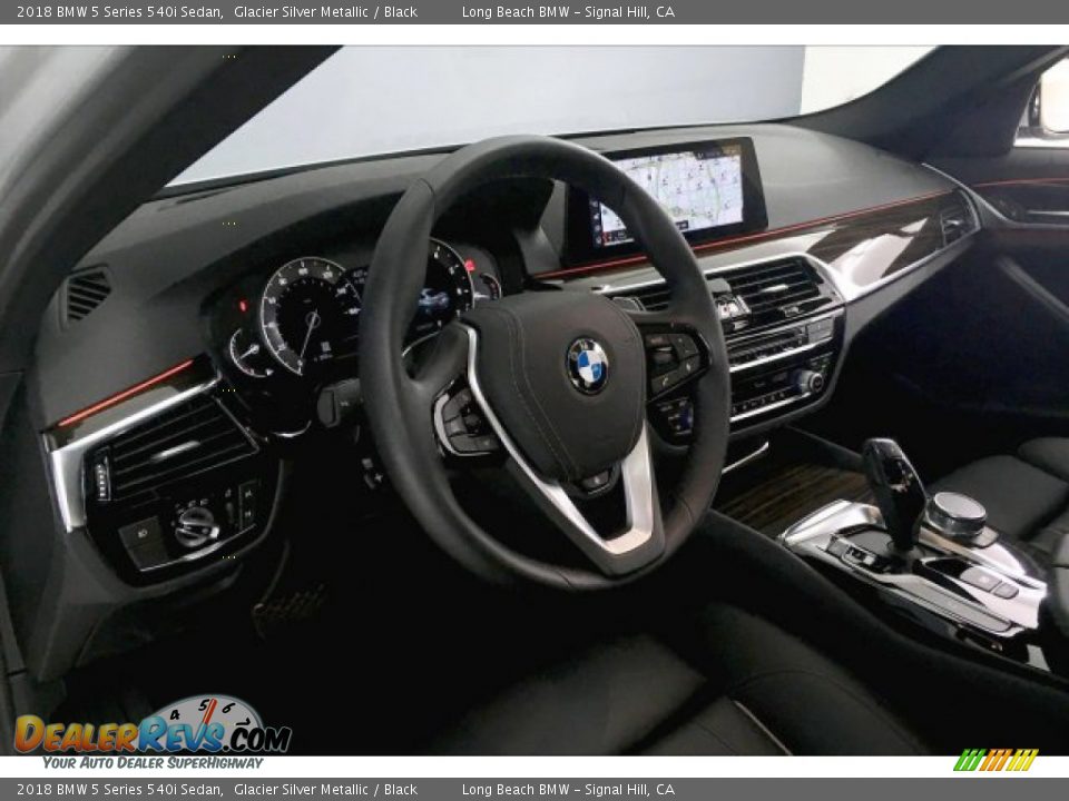 2018 BMW 5 Series 540i Sedan Glacier Silver Metallic / Black Photo #17