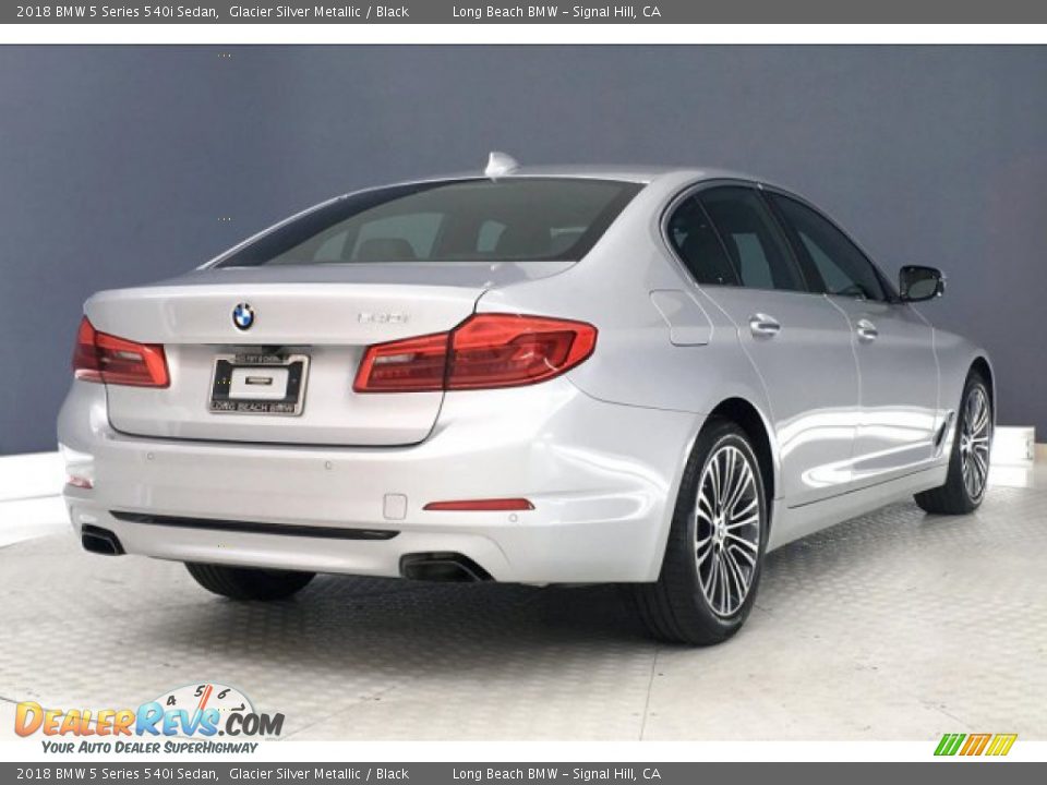 2018 BMW 5 Series 540i Sedan Glacier Silver Metallic / Black Photo #30