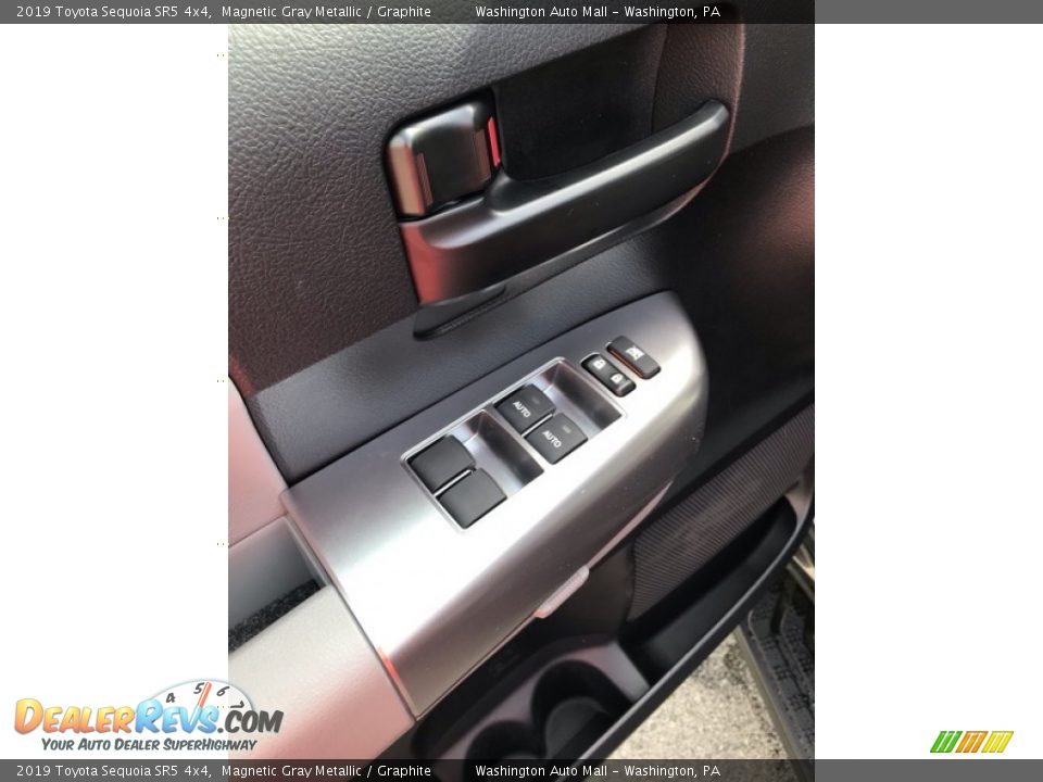2019 Toyota Sequoia SR5 4x4 Magnetic Gray Metallic / Graphite Photo #9