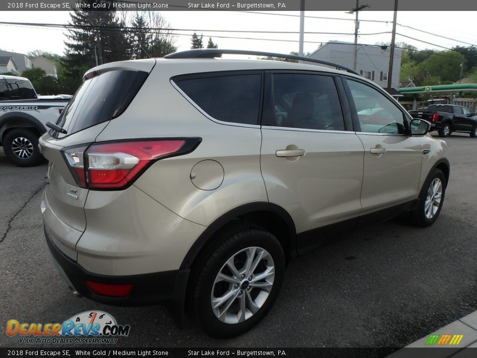 2018 Ford Escape SE White Gold / Medium Light Stone Photo #5