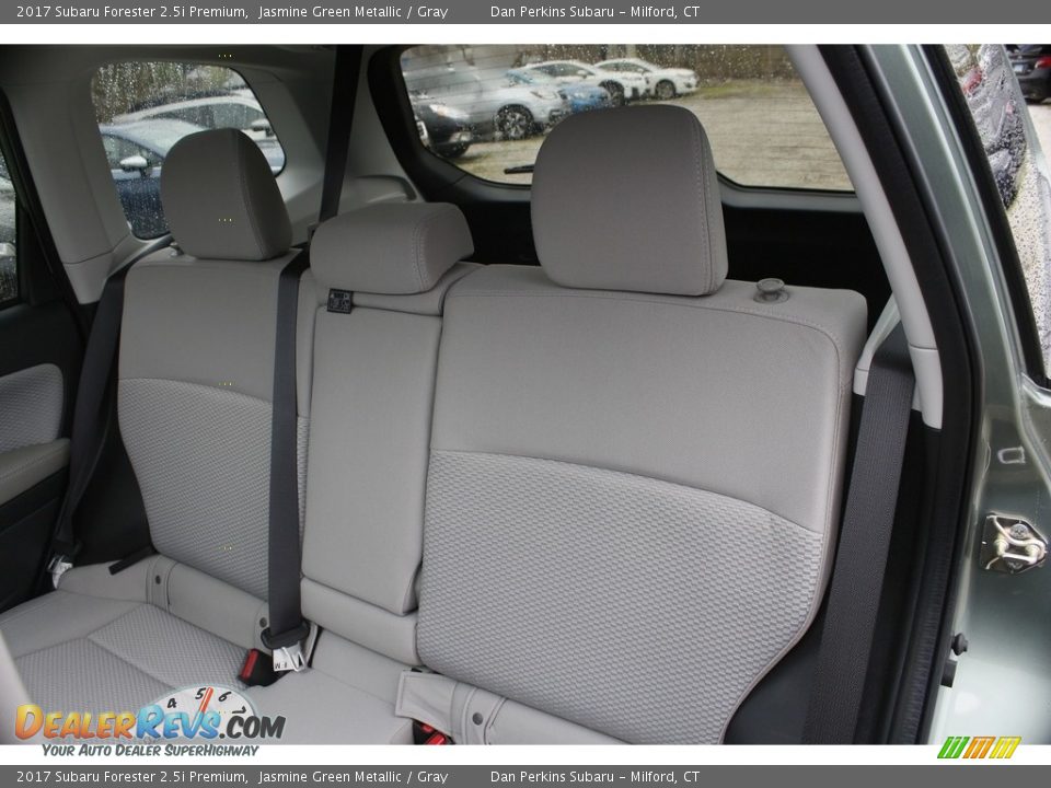 2017 Subaru Forester 2.5i Premium Jasmine Green Metallic / Gray Photo #13