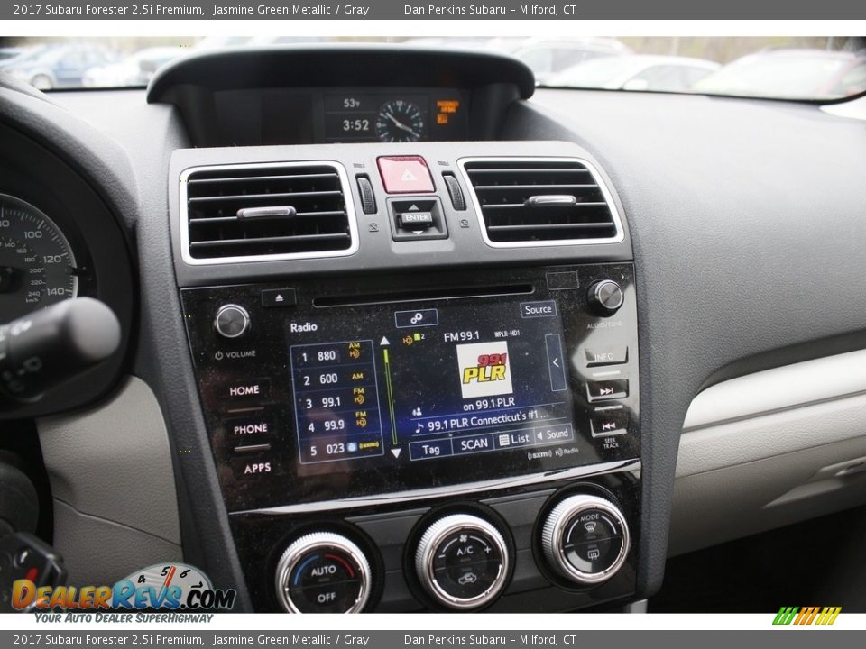 2017 Subaru Forester 2.5i Premium Jasmine Green Metallic / Gray Photo #19
