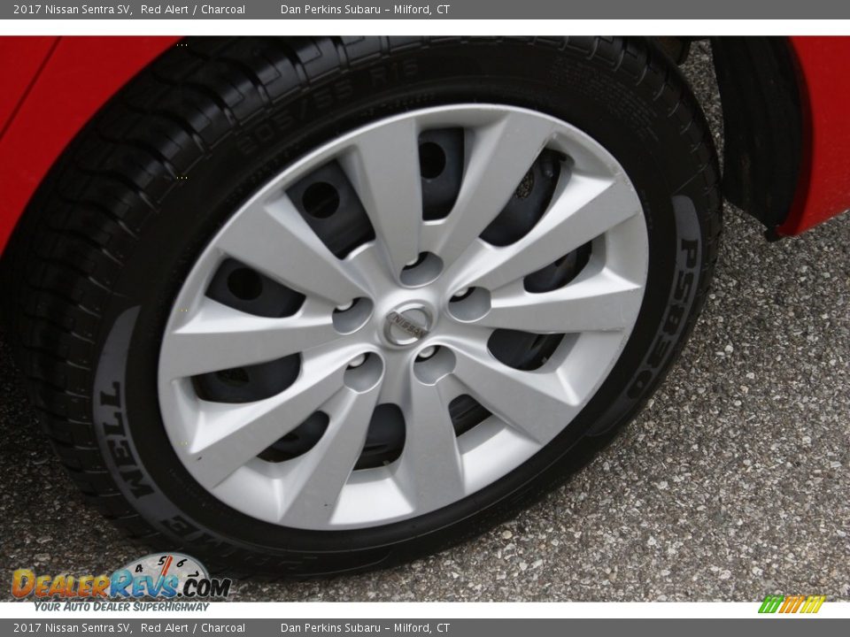 2017 Nissan Sentra SV Red Alert / Charcoal Photo #23