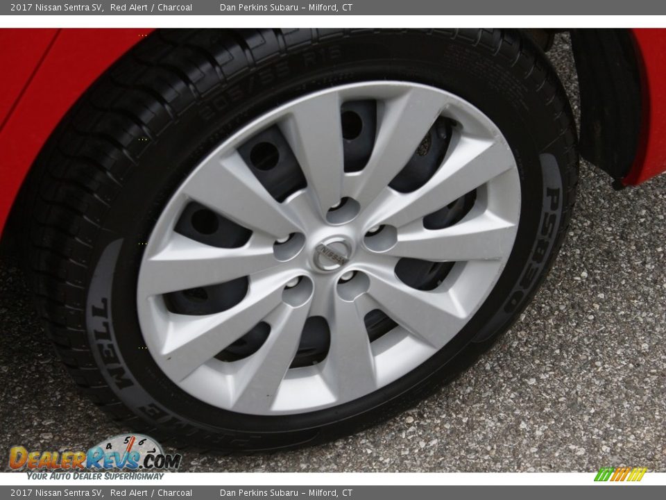2017 Nissan Sentra SV Red Alert / Charcoal Photo #24