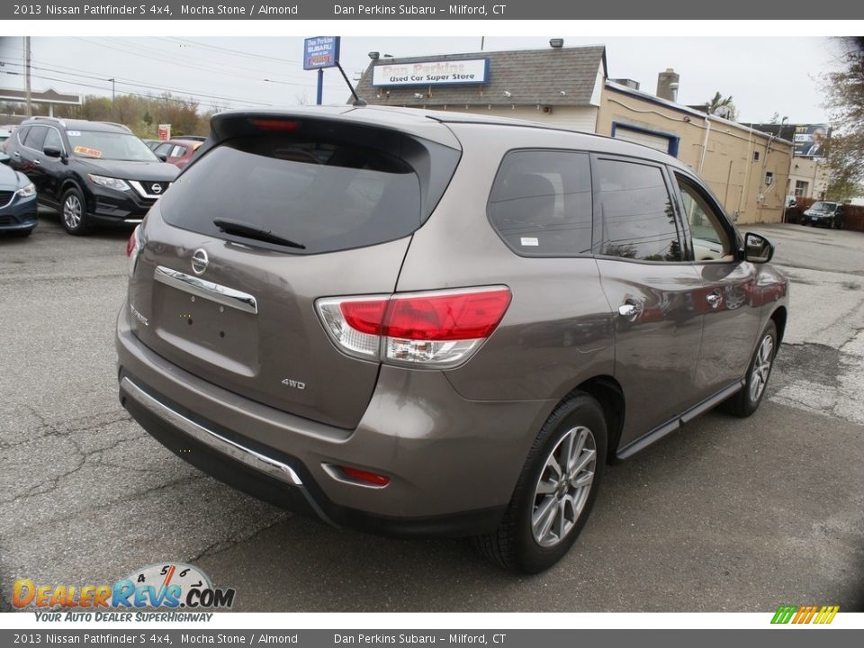 2013 Nissan Pathfinder S 4x4 Mocha Stone / Almond Photo #5