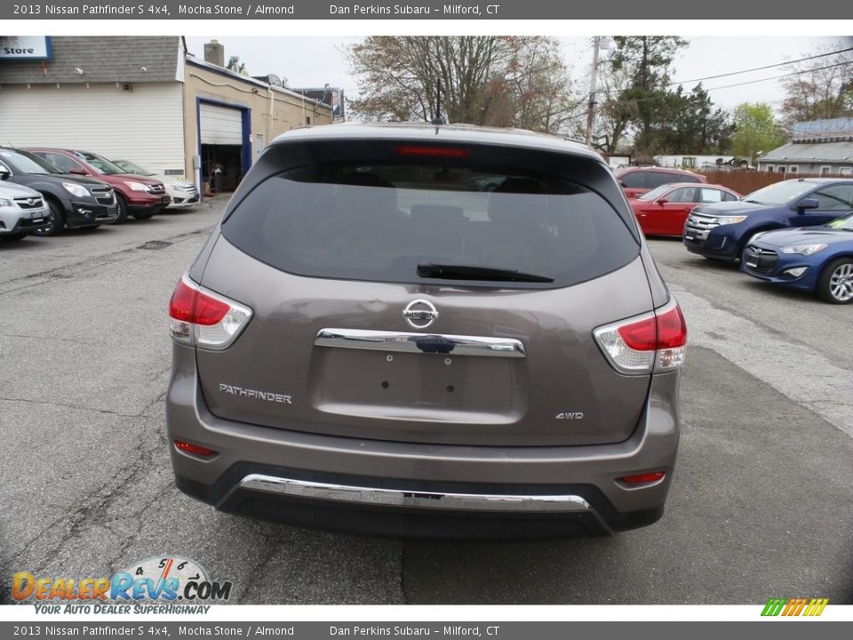 2013 Nissan Pathfinder S 4x4 Mocha Stone / Almond Photo #6