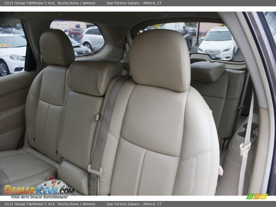 2013 Nissan Pathfinder S 4x4 Mocha Stone / Almond Photo #12