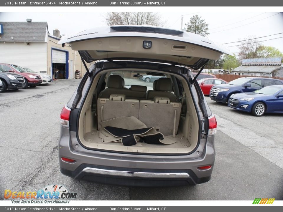 2013 Nissan Pathfinder S 4x4 Mocha Stone / Almond Photo #13
