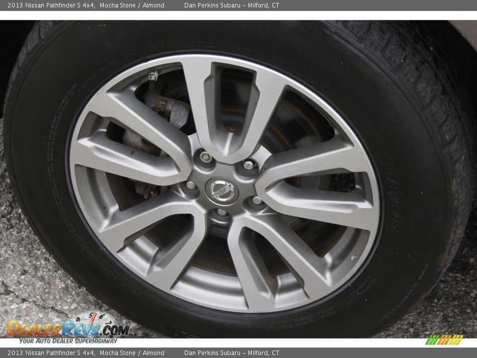 2013 Nissan Pathfinder S 4x4 Mocha Stone / Almond Photo #20