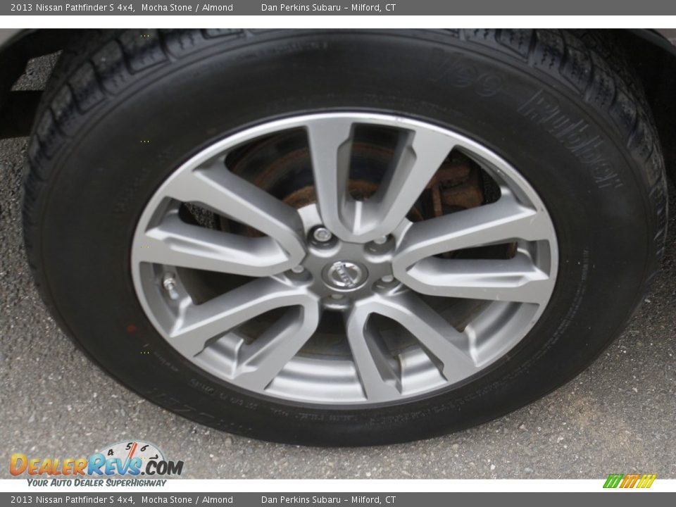 2013 Nissan Pathfinder S 4x4 Mocha Stone / Almond Photo #22