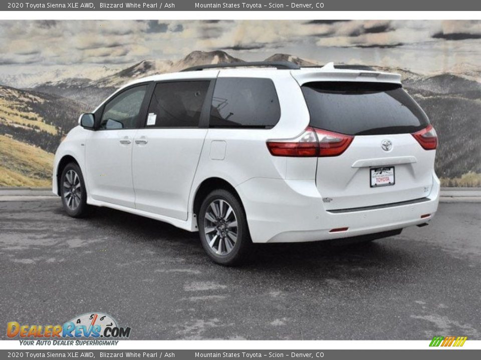 2020 Toyota Sienna XLE AWD Blizzard White Pearl / Ash Photo #3