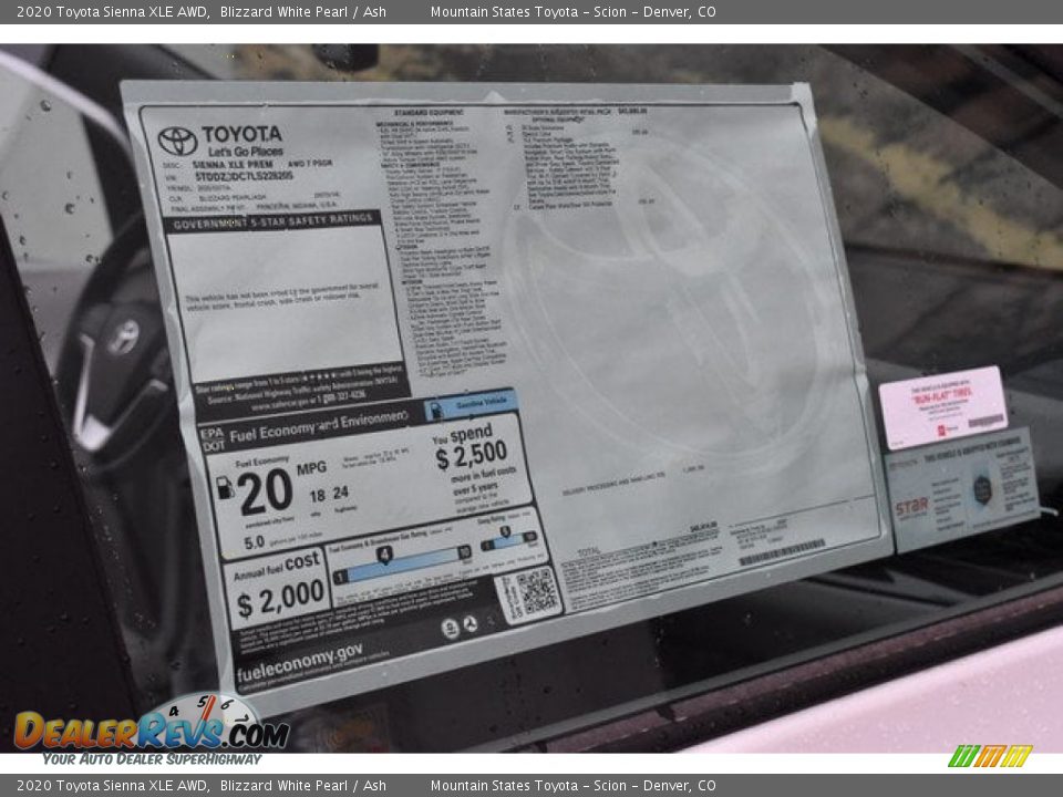2020 Toyota Sienna XLE AWD Blizzard White Pearl / Ash Photo #13