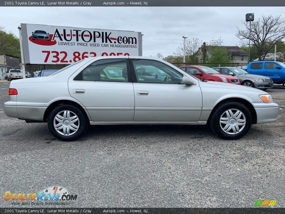 2001 Toyota Camry LE Lunar Mist Metallic / Gray Photo #2
